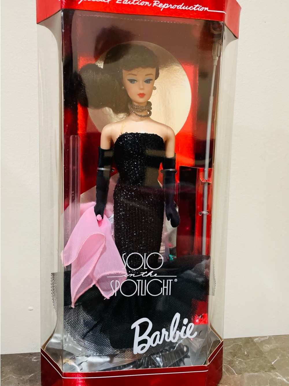 1994 Solo in the Spotlight Brunette Barbie Special Edition NRFB